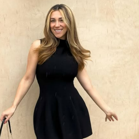 Esthalla Ortiz is a popular American YouTuber, influencer, and online content creator.